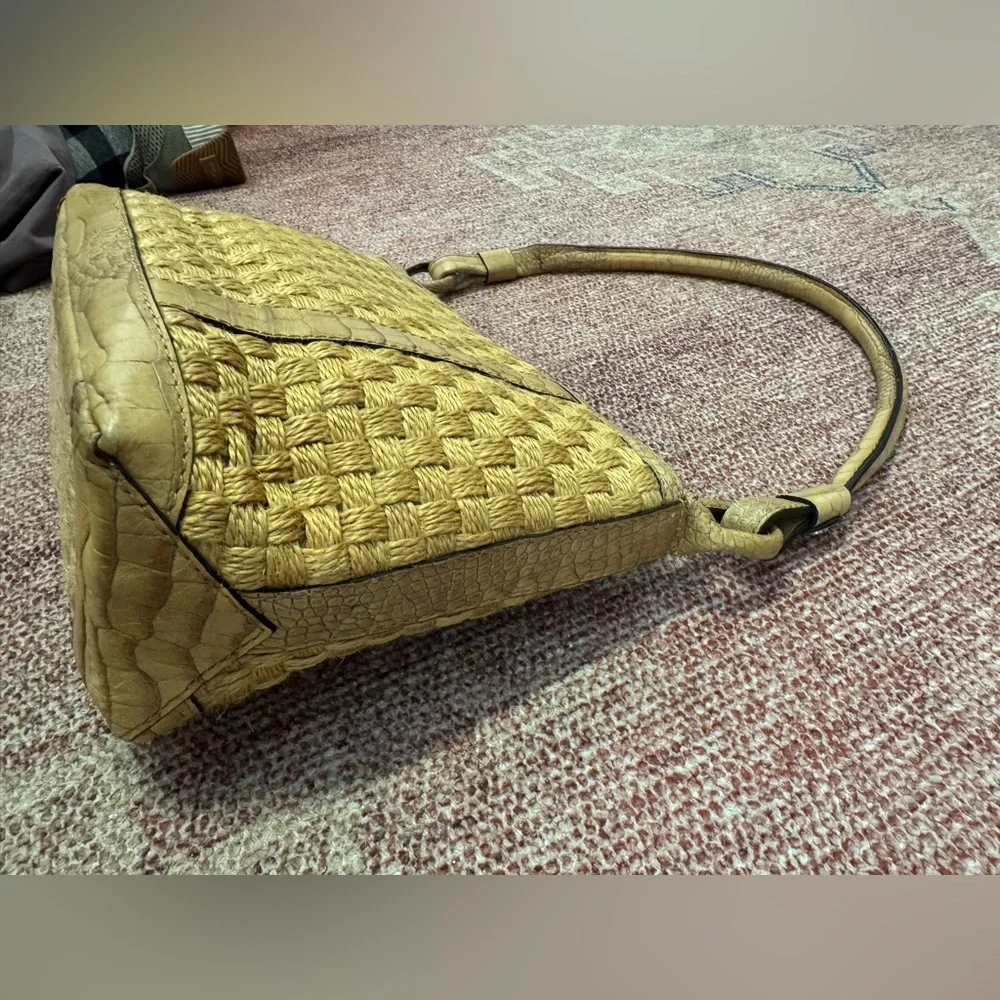 Adrianne vittadini leather and rattan small shoulder bag in like new condition